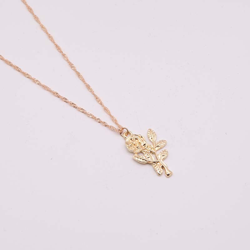 Rose Flower Pendant and Alloy Necklace