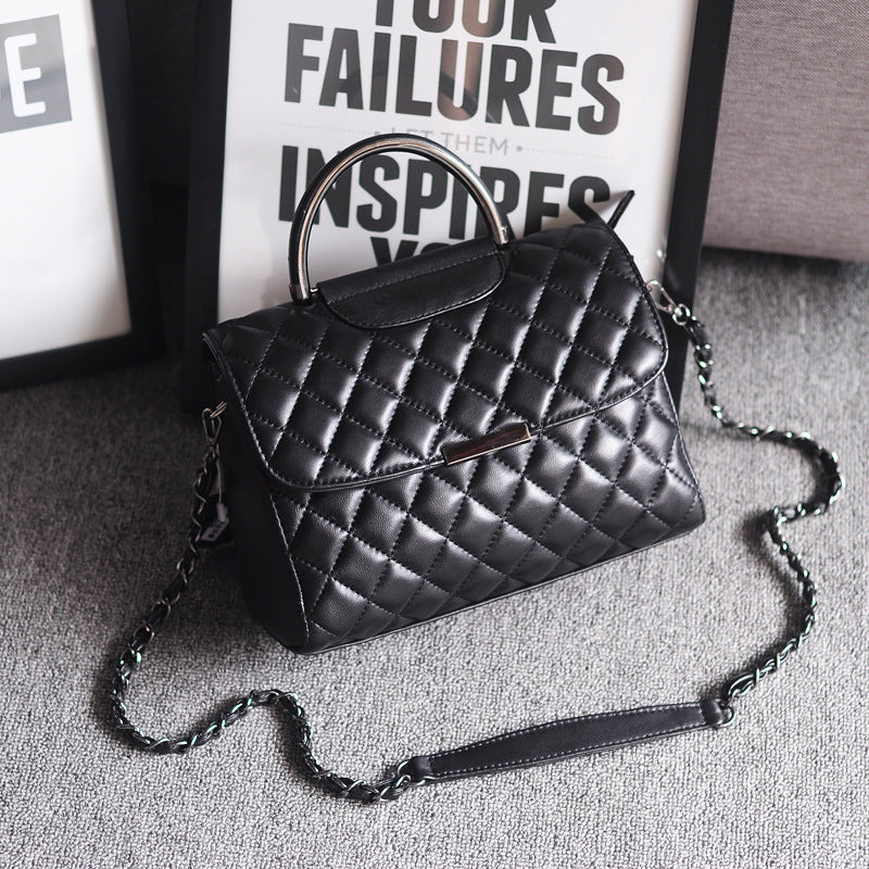 R-C Fashionable Quilted Lambskin Chain Bag for Women