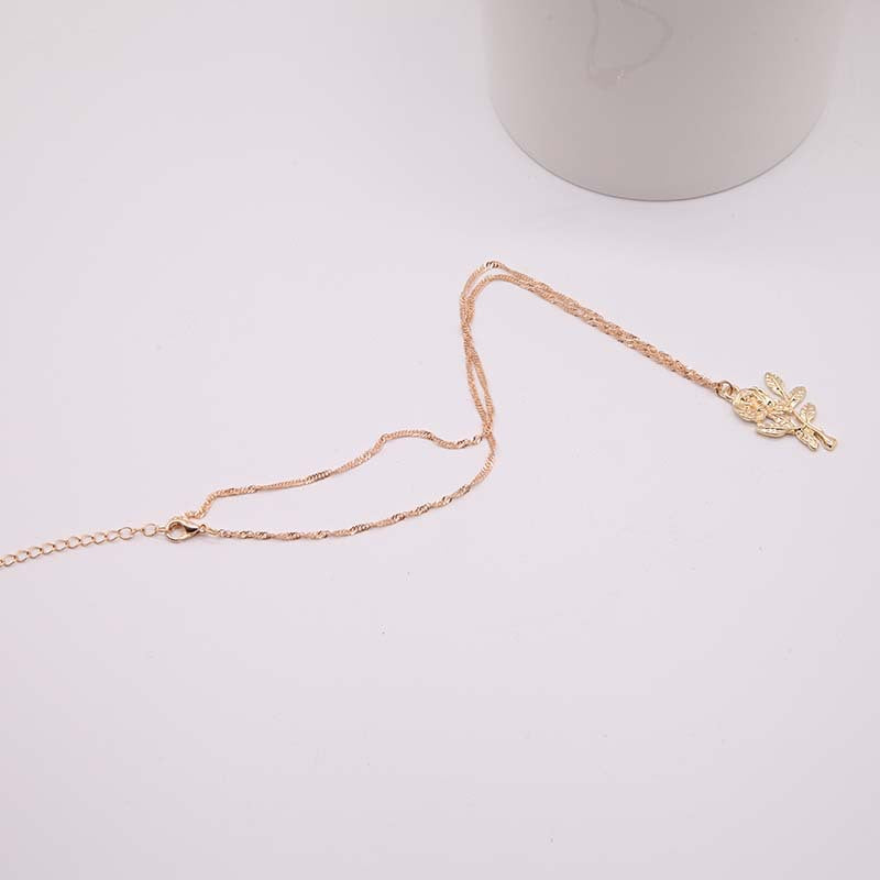 Rose Flower Pendant and Alloy Necklace