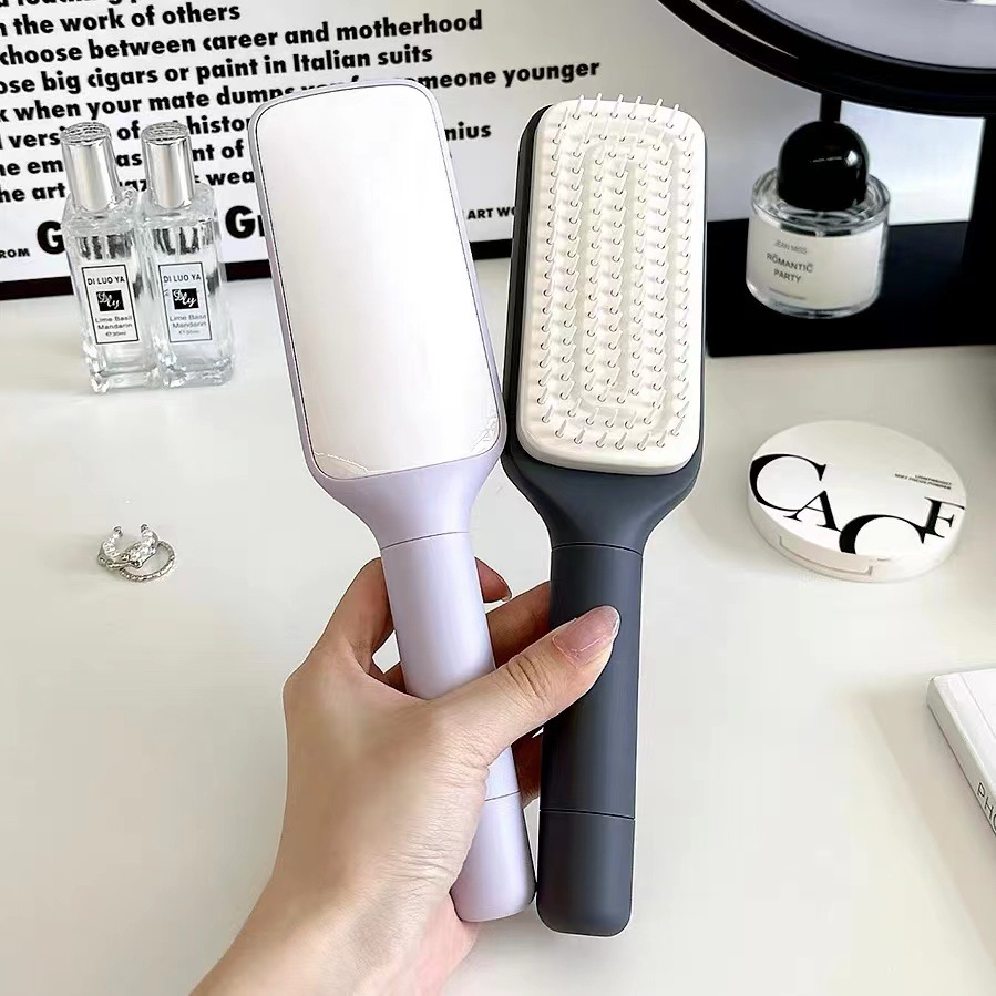 R-C 4-in-1 Self-Cleaning Hair Brush