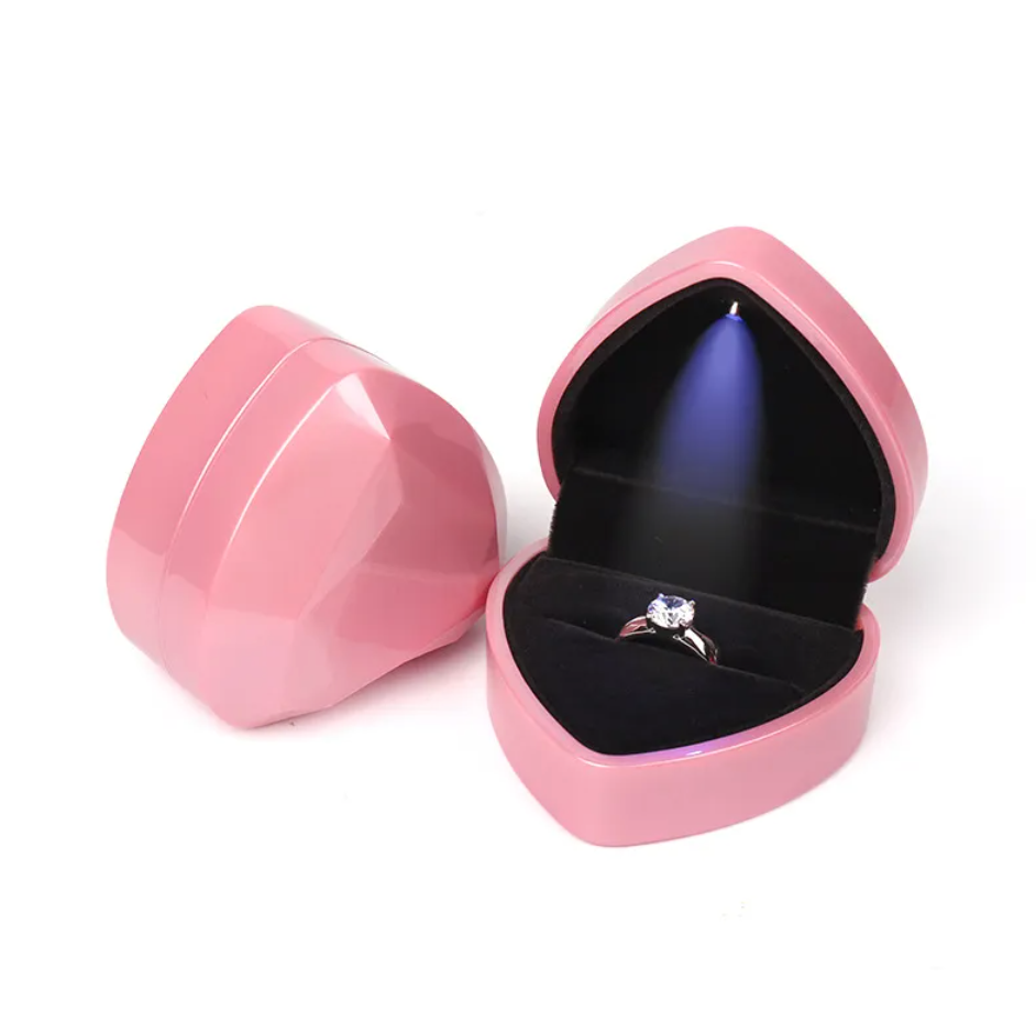 R-C Heart-Shaped Jewelry Gift Box