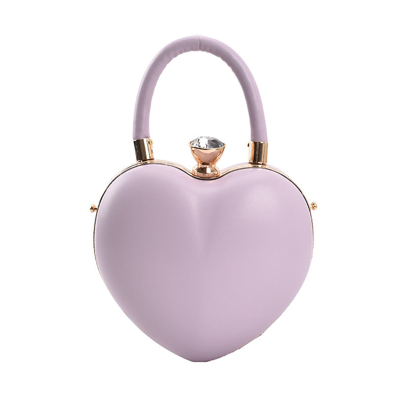 Heart-Shaped Western Style Shoulder Handbag with Chain