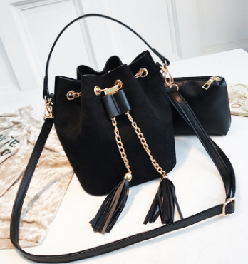 R-C Chain Bucket Bag for Women - Stylish Handheld & Shoulder