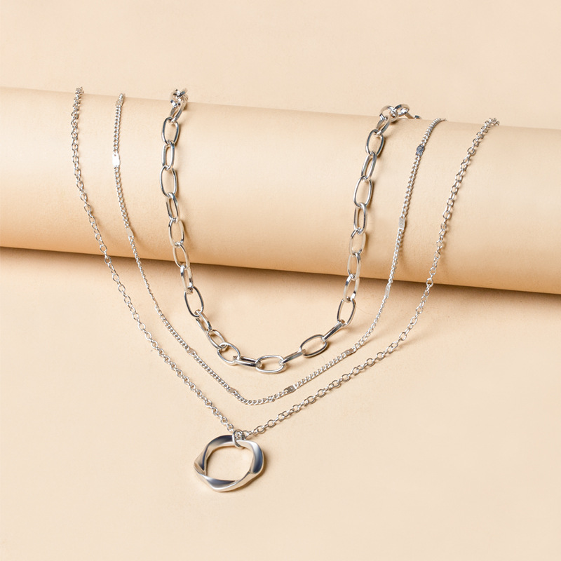 Trendy Circle Pendant Necklace