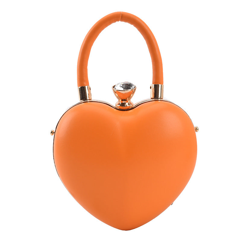 Heart-Shaped Western Style Shoulder Handbag with Chain